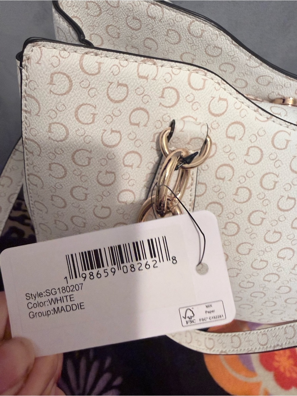 Guess White Monogram Shoulder Bag with Gold Chain Details - Picture 8 of 16